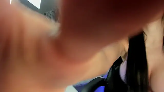 Ivy Bellee online show from February 2, 5:50 am