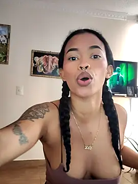 shenna brunette online show from February 5, 1:14 pm