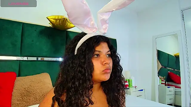 Jessica Beltrann online show from March 25, 8:01 pm