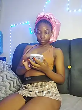 smily sophia online show from July 6, 7:57 am