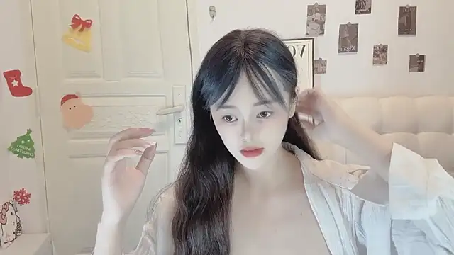 sunny-ly online show from March 22, 6:14 pm