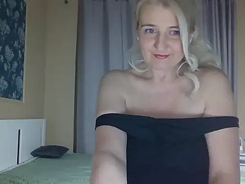 MELISSALive online show from February 9, 4:53 pm