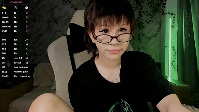 Necucubi02 online show from May 29, 7:39 am