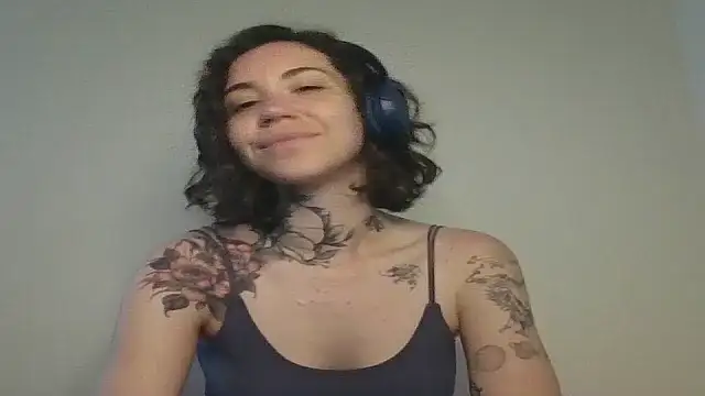 Dirty Pink online show from March 27, 9:32 am