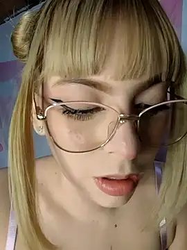 neptunebaby online show from January 11, 3:00 am