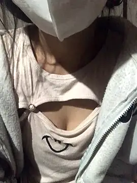 las-bella online show from January 8, 6:01 pm