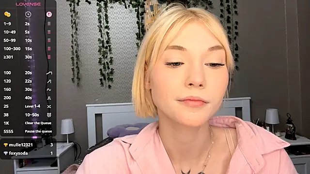 LlsabethHaze online show from February 23, 8:25 am