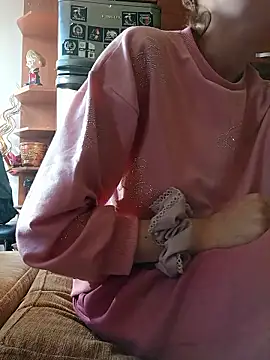 dear2002 online show from January 15, 7:58 am