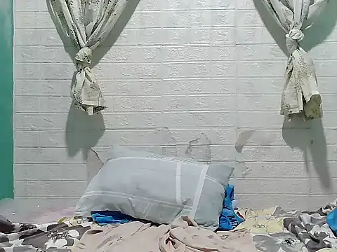 Snapshot of amazingpinay chatting on September 13, 1:02 am amazingpinay online show from September 13, 1:02 am