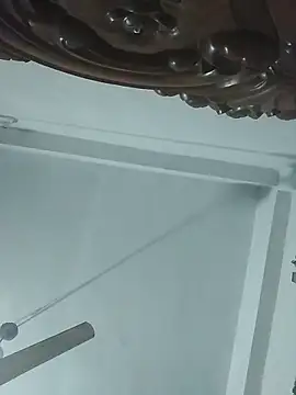 momo loves online show from January 17, 7:10 pm