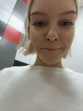 AshleyMur online show from February 17, 4:23 am