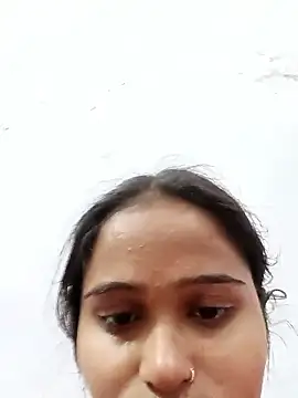 Cute--Aditi online show from January 8, 2:43 pm