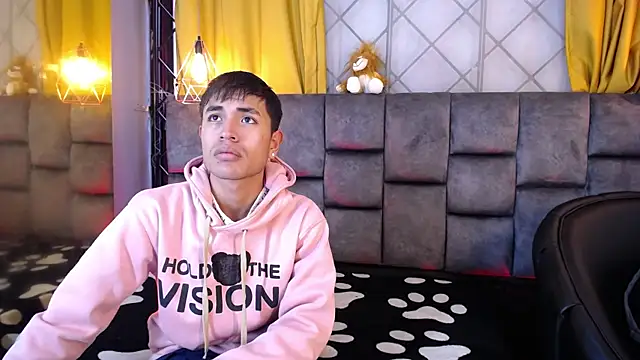 Maik Russo online show from February 11, 11:33 am