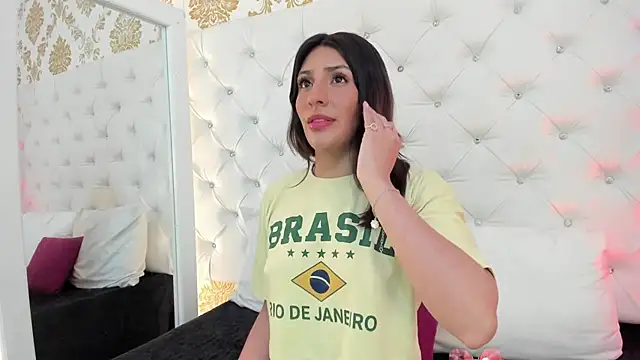 pinky  bunny online show from February 16, 2:11 am