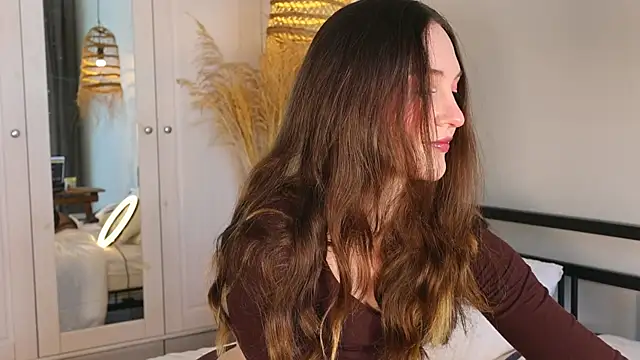 Lilyblush online show from January 14, 7:35 am