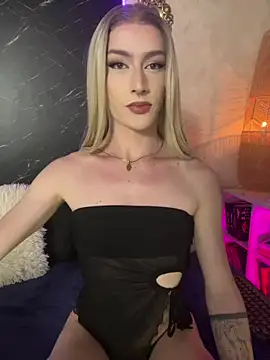 Alana Stone online show from June 18, 6:02 pm