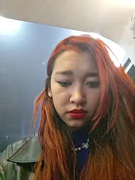 ChloeRosen online show from March 2, 6:14 pm