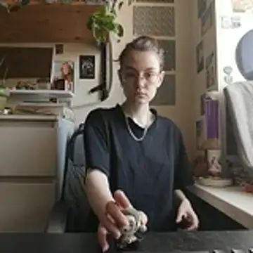 Shy Bamby online show from April 11, 11:25 am