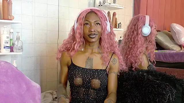 DaniaMarcell online show from March 14, 7:53 am