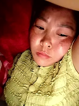 feli-00 online show from January 10, 11:42 pm