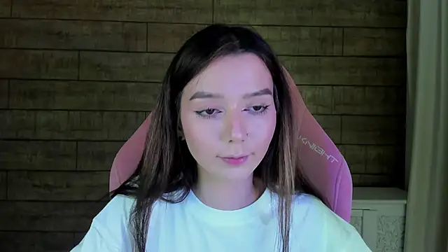 VanessaVienne online show from April 11, 4:21 pm