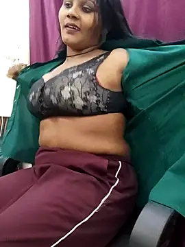 model55556 online show from January 9, 4:00 pm