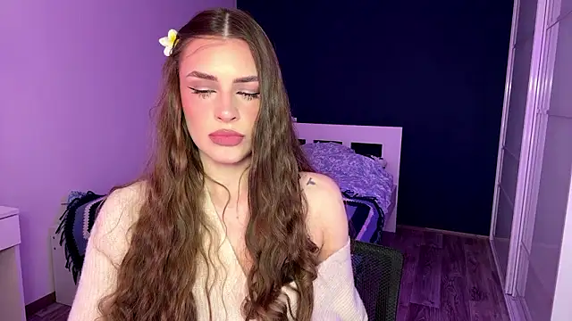 MachelleSpader online show from February 18, 9:30 am