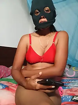 lancerlove online show from August 7, 11:12 pm