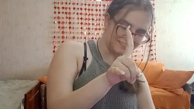 Miyabeee online show from May 26, 2:49 pm