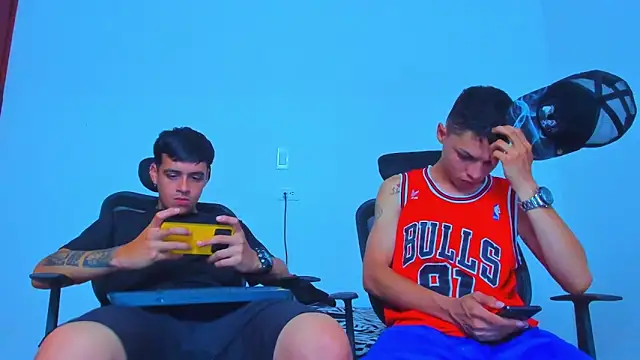 Thomas-Wil online show from April 19, 6:10 pm