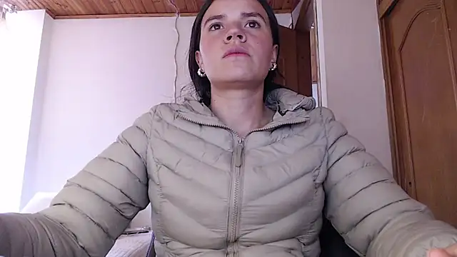 Shanel Lozano online show from February 17, 9:14 pm