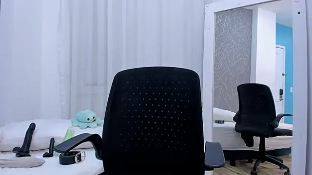 ViictoriiaSaenz online show from March 30, 5:07 am