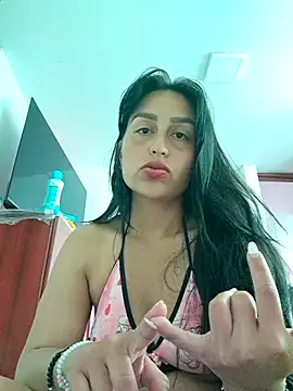 LunaRouuse  online show from March 12, 3:15 pm