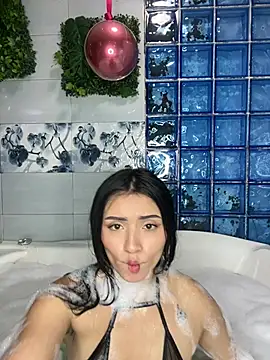 paullette jakke online show from February 20, 3:27 am