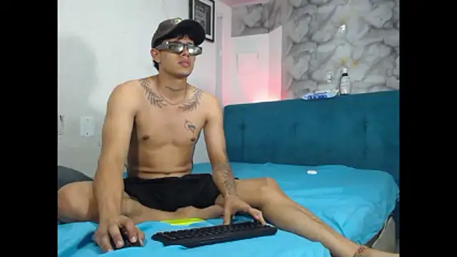 milet sam online show from January 9, 6:18 am