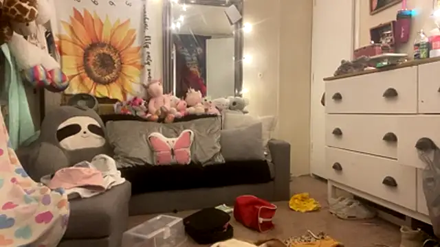 MegaTinyyy online show from July 13, 9:54 am