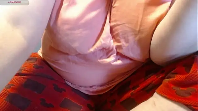 Snapshot of Santanna77 chatting on October 21, 1:59 pm Santanna77 online show from October 21, 1:59 pm