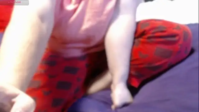 Snapshot of Santanna77 chatting on October 5, 9:25 am Santanna77 online show from October 5, 9:25 am