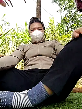 leona118 online show from April 18, 1:41 am