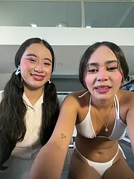 l0lita emi online show from February 26, 3:22 pm