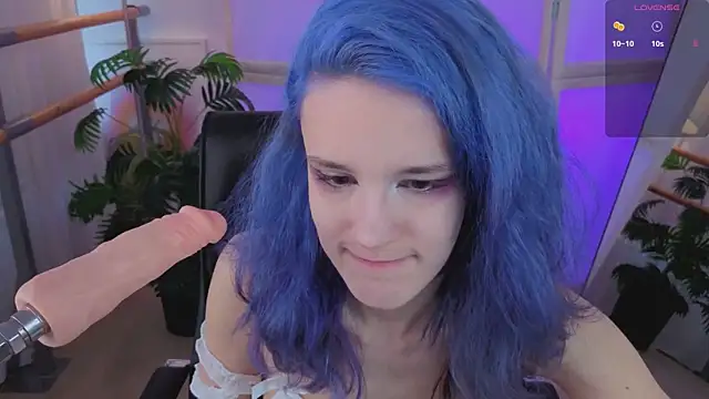 AuraLaunni online show from February 25, 7:18 am