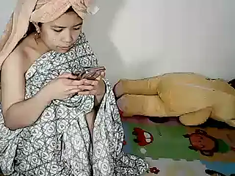 xxhotamizinggirl online show from February 6, 11:35 am