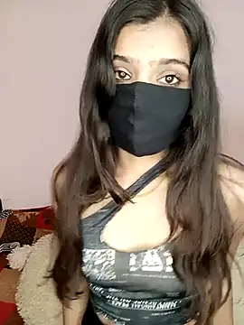 hotyjiyaaaa online show from January 18, 3:30 pm