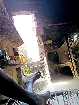 Shivanisingh4 online show from April 22, 8:00 am