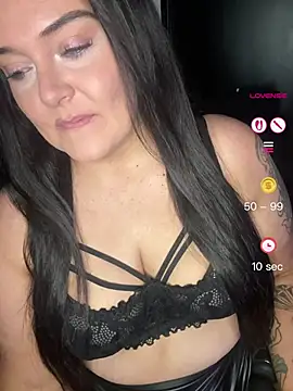 Miss CurvesXXX online show from May 29, 10:41 pm