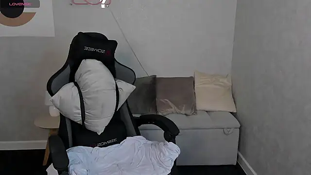 Kessi Millisis online show from February 9, 12:35 am