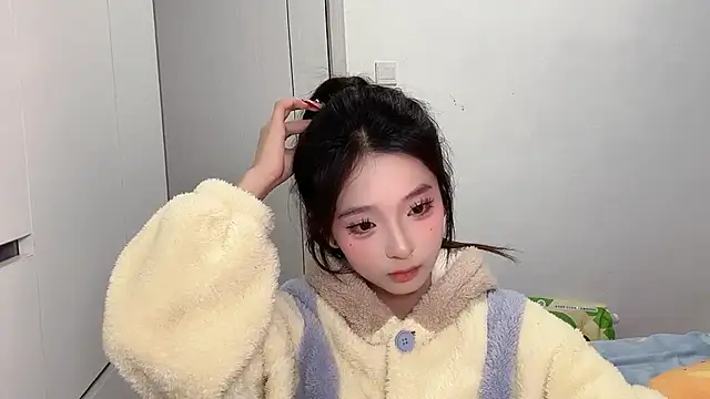 1X-NanNan online show from January 13, 12:42 pm