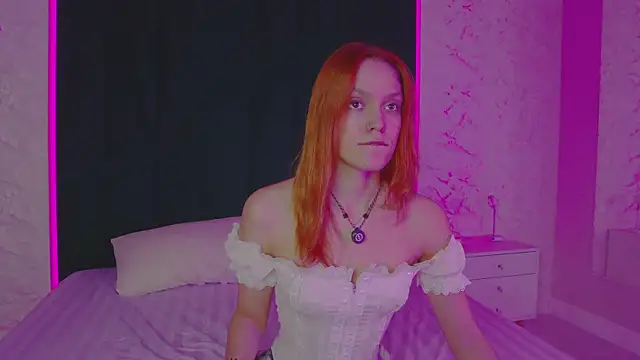 AvaLarson online show from March 31, 12:16 pm