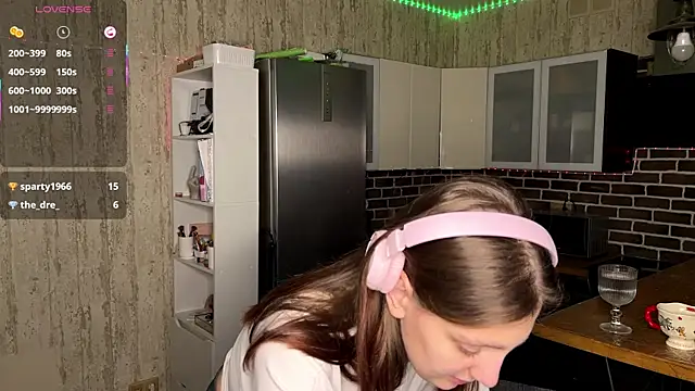 ChrisAmott online show from February 11, 4:19 pm