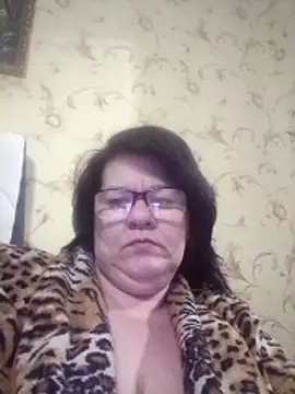 NysiOlsen online show from March 20, 4:56 pm